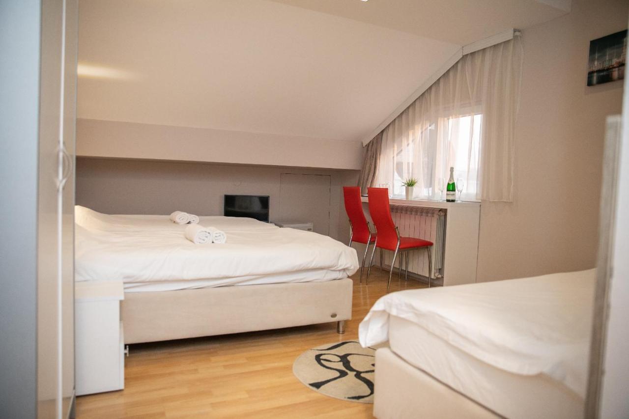 Hotel Dijana Пирот Экстерьер фото