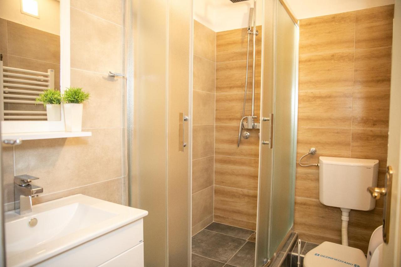 Hotel Dijana Пирот Экстерьер фото